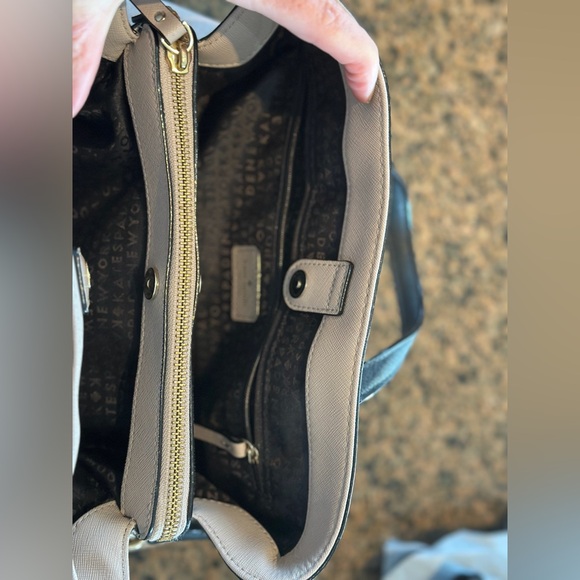 Kate Spade Evangelie tan & black leather compartment crossbody satchel purse bag - Picture 3 of 9